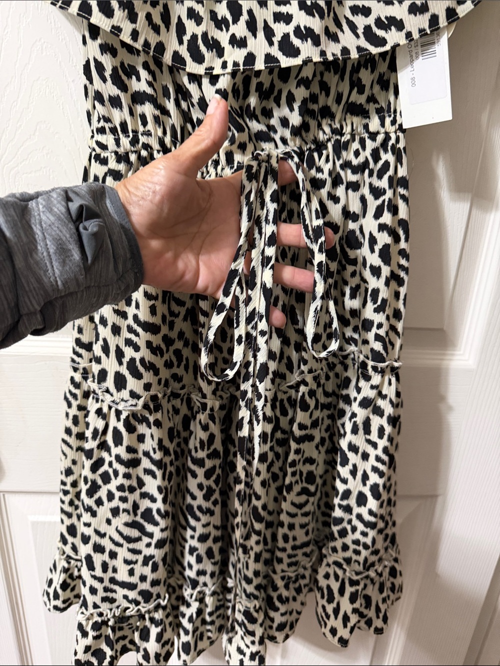 ODDY Black & Cream Patterned Dress NWT - Picture 4 of 12